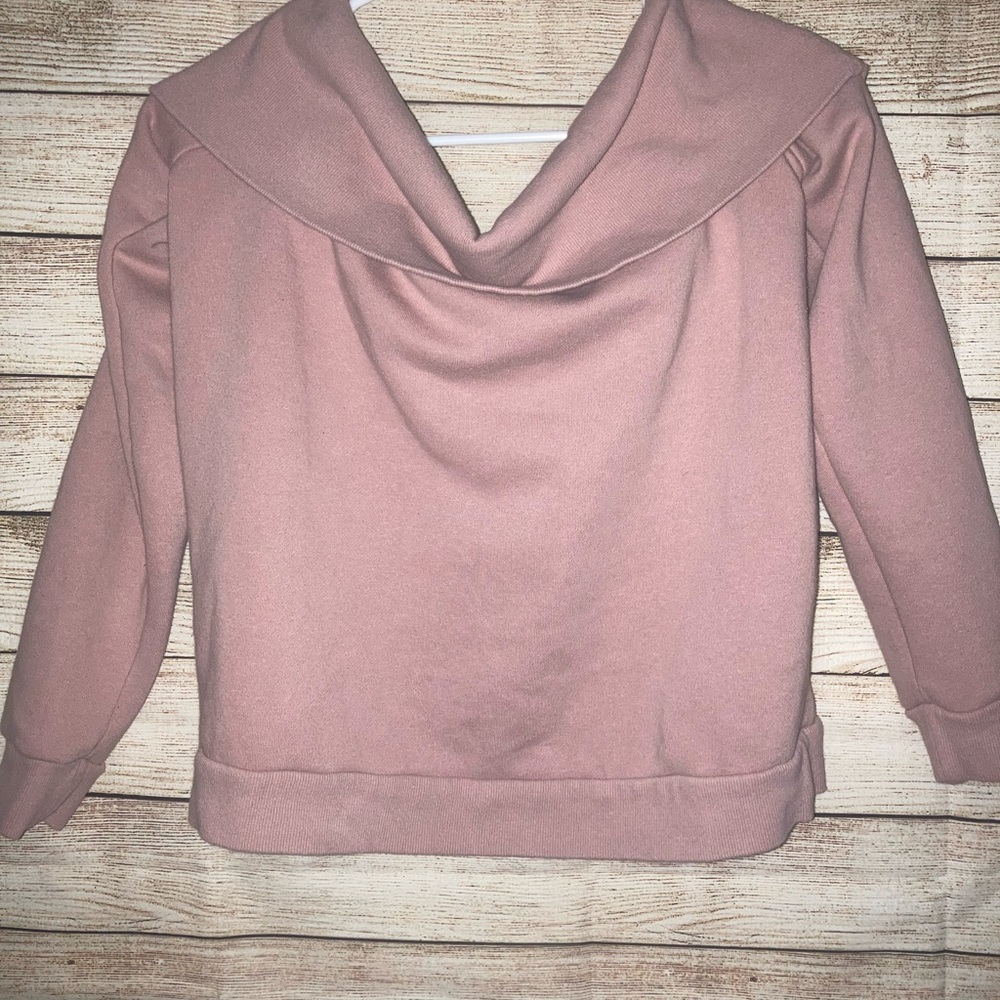 G by guess sweater medium